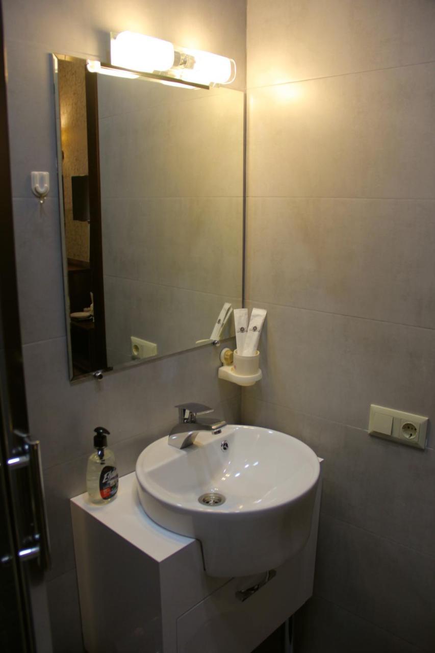 Moon Light Hotel Tbilisi Exterior photo
