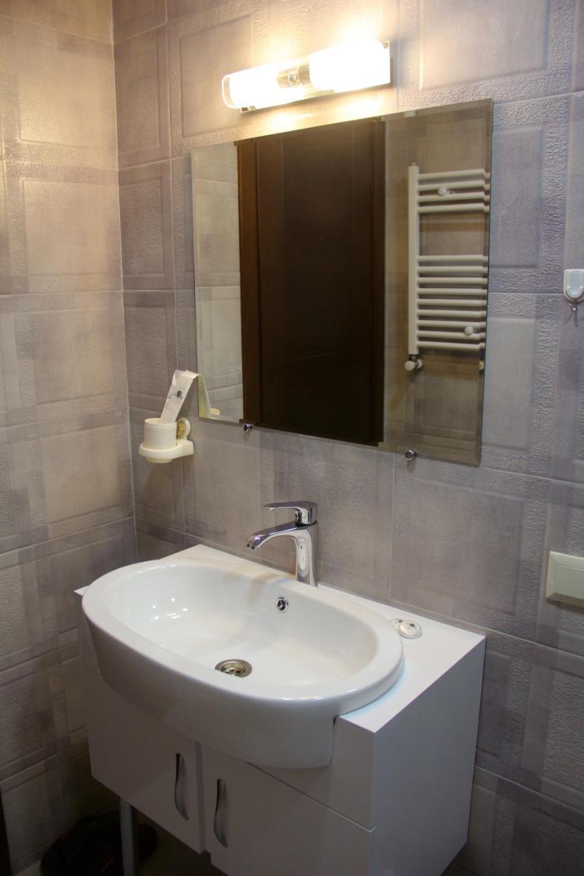 Moon Light Hotel Tbilisi Exterior photo
